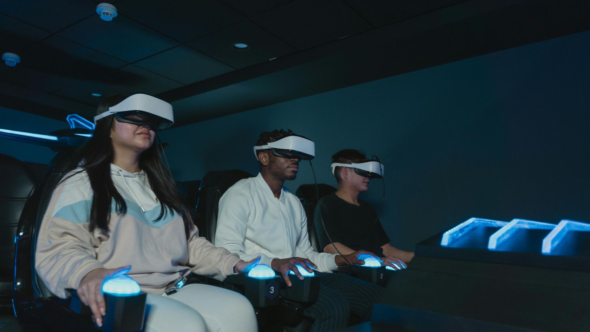 Future-of-Virtual-Reality.jpg